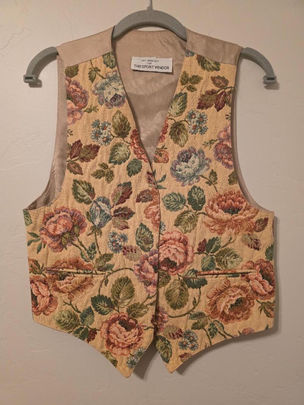 Leo Narducci Tapestry Vest Floral Cottagecore Grandmacore Small